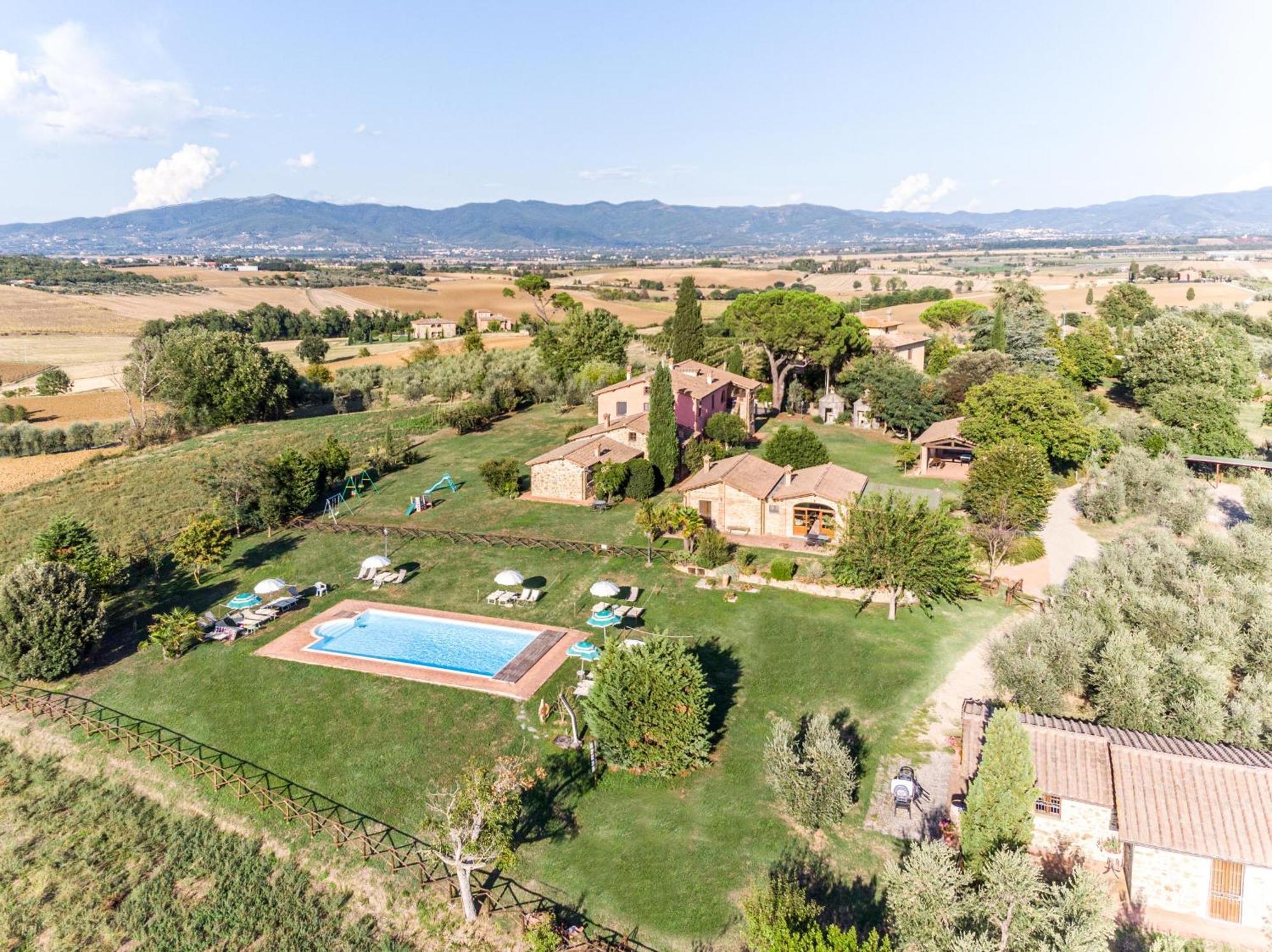 Il Querciolo - Azienda Biologica, Agriturismo E Cantina Marciano della Chiana Екстериор снимка